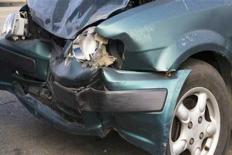 Can you settle a car accident without a lawyer?