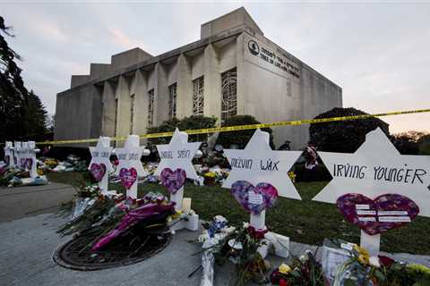 Jury resumes deliberating in trial of gunman who killed 11 at Pittsburgh synagogue